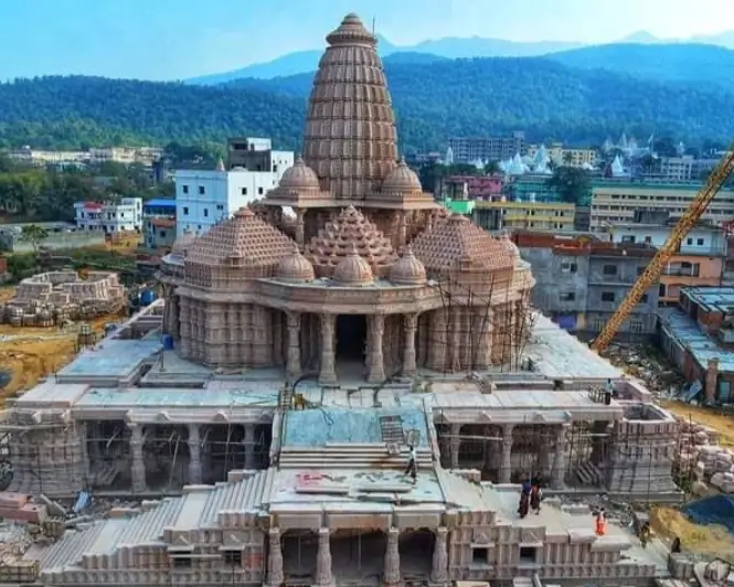 Shree Digambar Jain Gunaytan Teerth Kshetra, Shikhar Ji